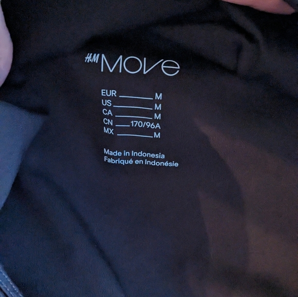 Never worn crop corset style workout tank - Picture 2 of 5